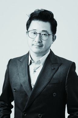 한국 디자인계의 빛나는 성취, 유영규 15 190226000000376 O