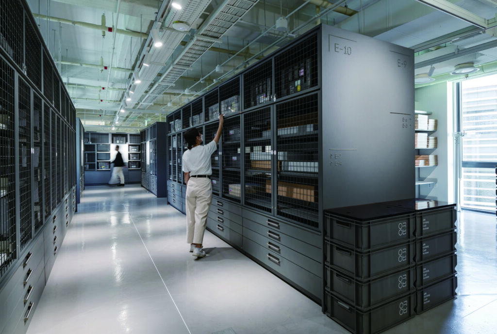 관람 경험을 확장하는 전시장의 바깥 고리 5 230403000000039 O