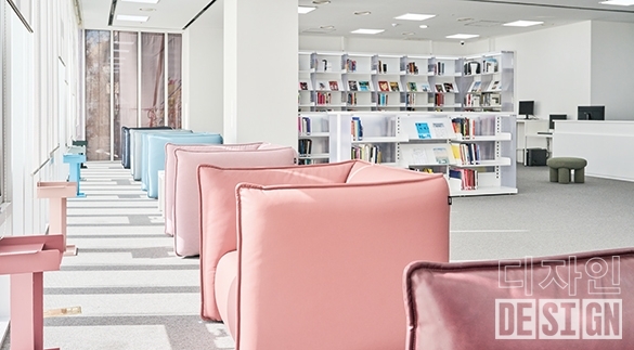 관람 경험을 확장하는 전시장의 바깥 고리 6 M.1681086623.0859.6