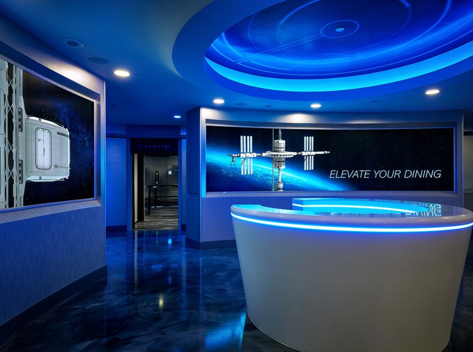 우주 정거장 레스토랑 콘셉트의 공간, 스페이스 220 8 08 6