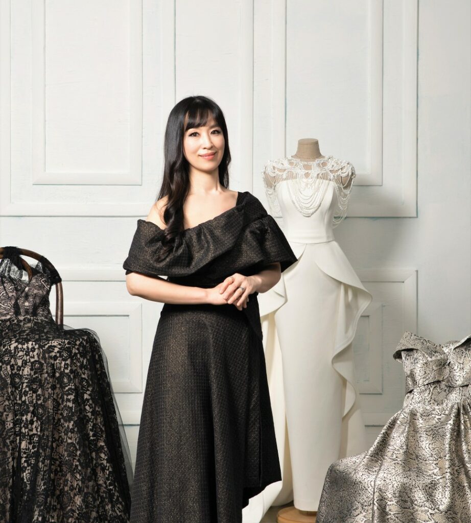 BTS·아이유·에스파… 수많은 아이돌이 거쳐간 디자이너, 데니쉐르 바이 서승연 ① 1 1 21