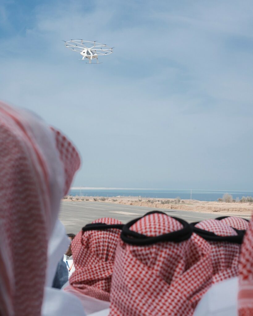 하늘을 달리는 택시, 곧 현실이 될까? 11 11