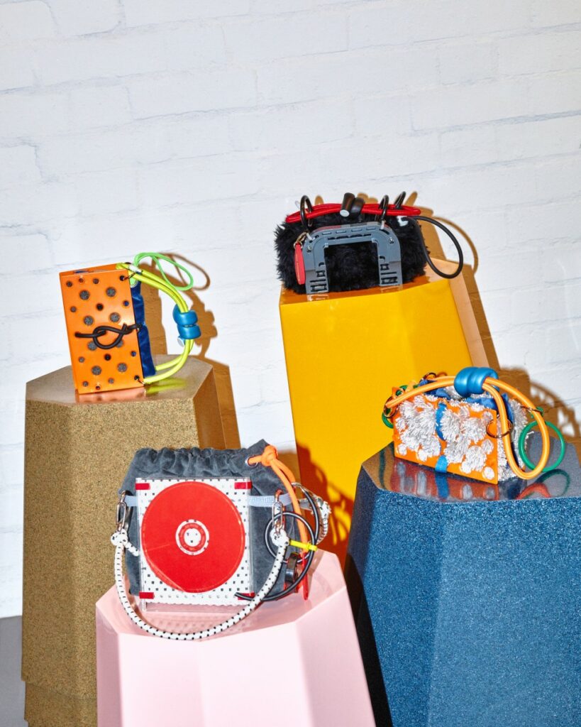 런던의 하이퍼 로컬 브랜드 ‘아틀리에100’ 22 11 Surplus Bag Collection by Clara Chu. Photographer Trisha Ward Stylist Se