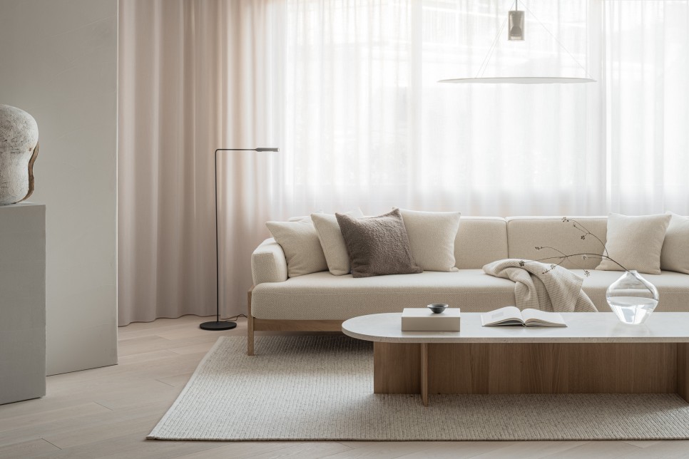 게이지 아시자와 디자인의 도심 속 미니멀리즘 하우스 13 13