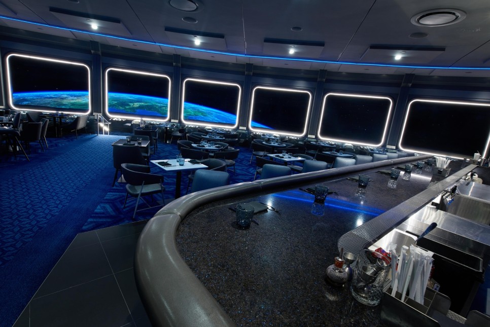 우주 정거장 레스토랑 콘셉트의 공간, 스페이스 220 18 18 5