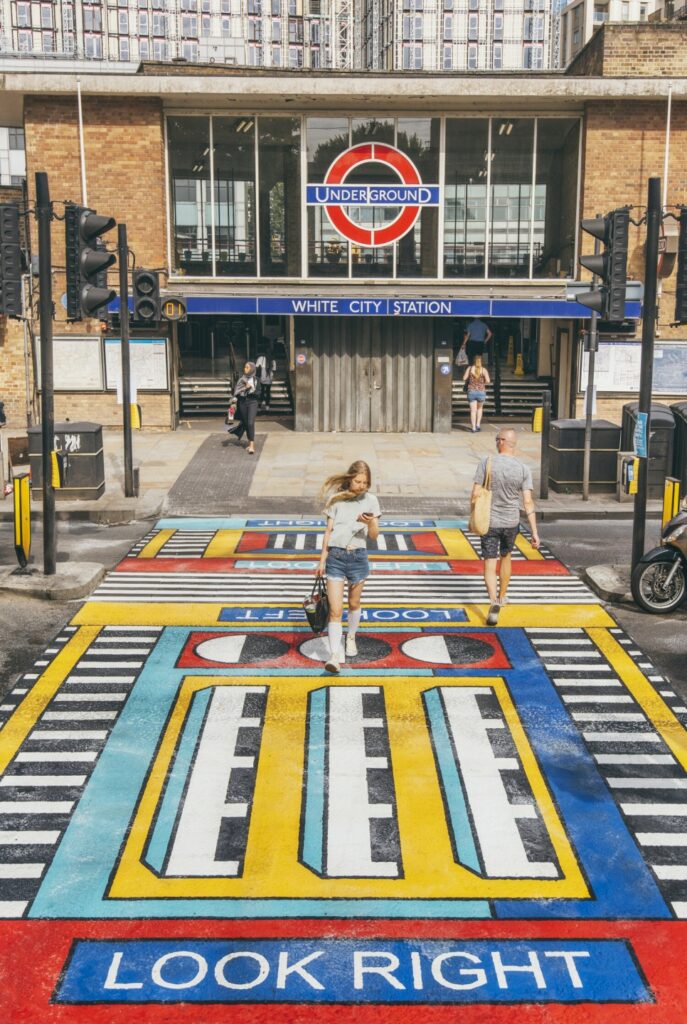 색의 경쾌함이 느껴지는 디자인 20 20 2