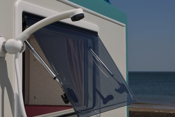 20세기의 빈티지한 매력을 가진 아웃도어 자동차들 10 20세기의 빈티지한 매력을 가진 아웃도어 자동차들 7