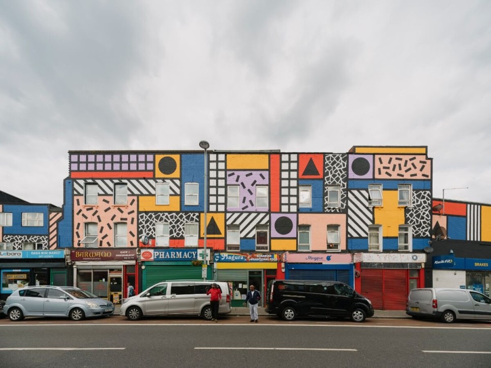 색의 경쾌함이 느껴지는 디자인 21 21 3