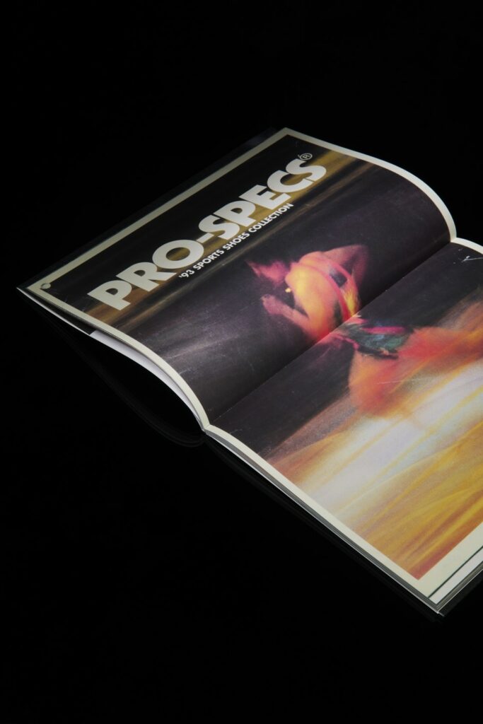 프로-스펙스 브랜드북 <우리의 레이스는 끝나지 않았다> 3 230315 프로스펙스 아트북 29439 복사