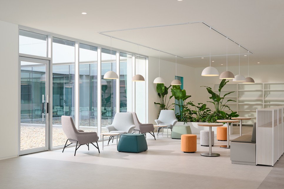 그릭요거트 브랜드 '요즘'의 신사옥은 어떤 모습일까? 9 230607 0293R