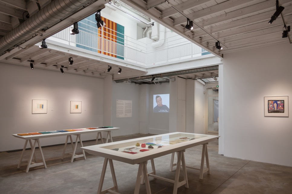 밀라노 러그 브랜드 '시시-타피스', 샬로트 페리앙을 만나다 2 2 파리 마레지구의 한 갤러리에서 진행된 전시. ©Carlotta Gargini