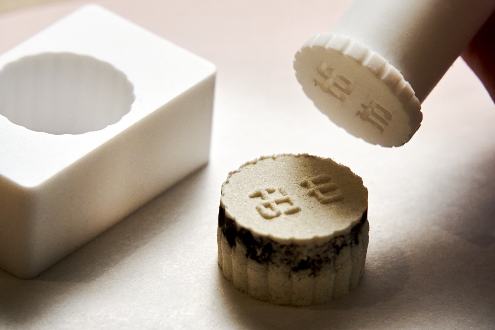 도심 여행의 베이스캠프, OMO 25 Activity Go KINJO tour guide 2 OMO5 Kanazawa Katamachi by Hoshino Resort