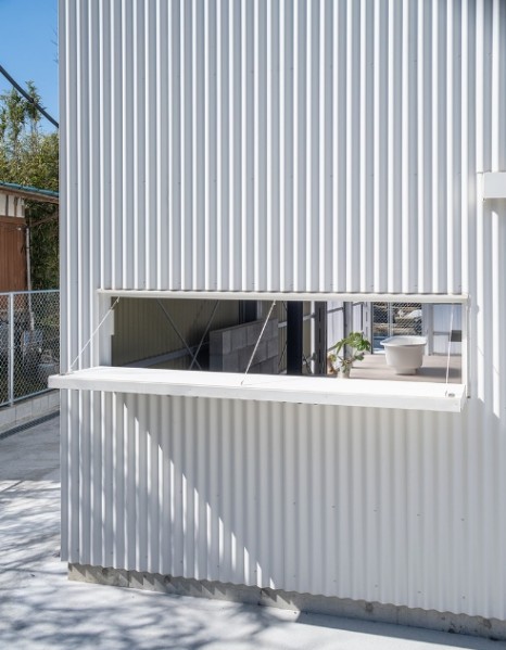 창고를 개조해 지은 집의 모습은? 4 Arii Irie Architects 2