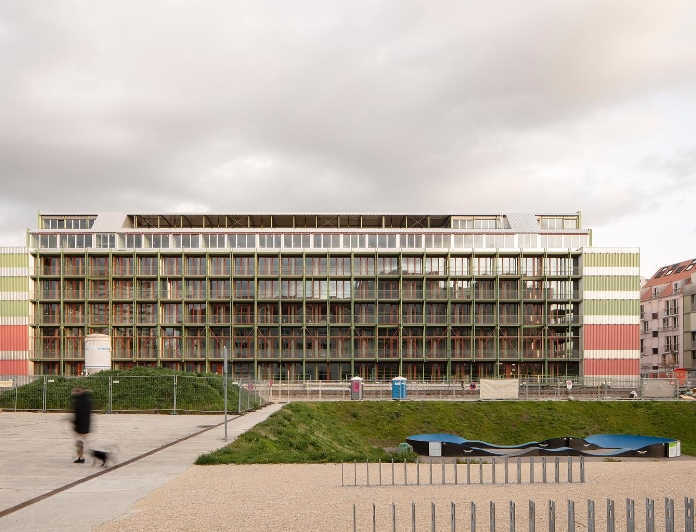 창고를 개조해 지은 집의 모습은? 10 Esch Sintzel Architekten 2