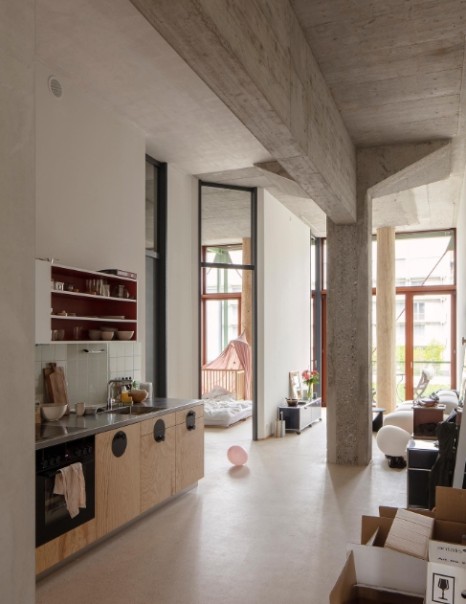 창고를 개조해 지은 집의 모습은? 14 Esch Sintzel Architekten 7