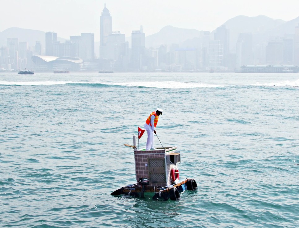 Kacey Wong Paddling Home 2009 1