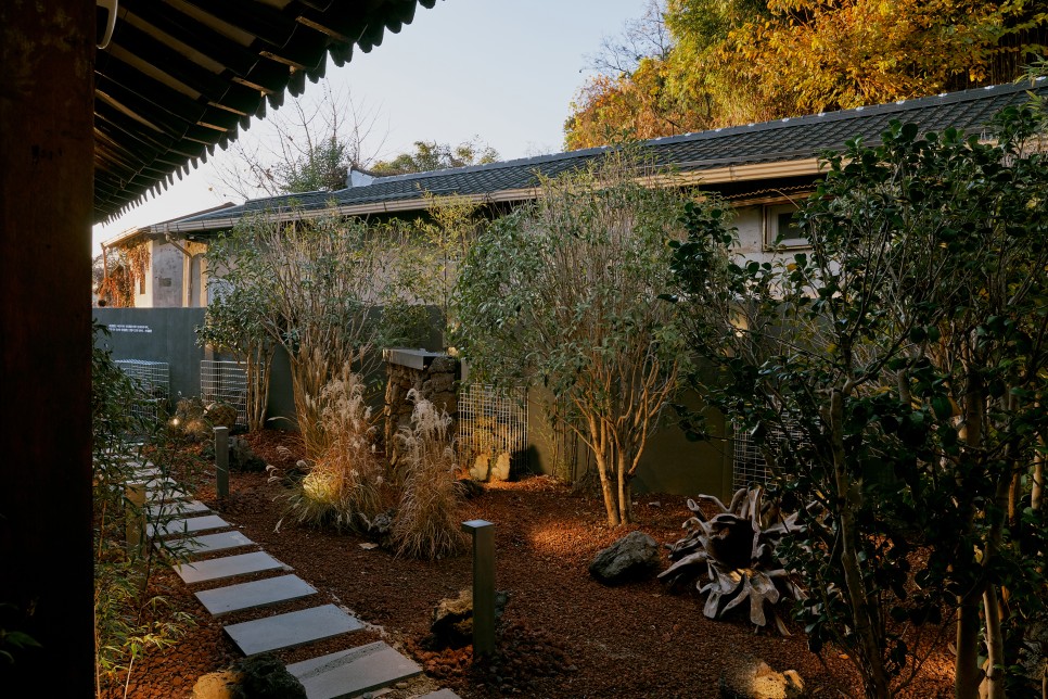 향에 취하고 음에 매료되는 곳, 티 에디트 ① 8 resizeBTP03673