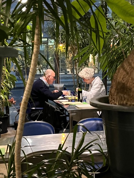 식물과 요리가 한 곳에, 제주 플랜트 바 '용기' ① 7 용기 매장모습