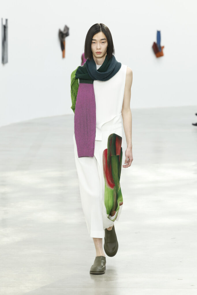 이세이 미야케 옴므 2024 가을·겨울 컬렉션 2 AW24 25 HOMME PLISSE ISSEY MIYAKE LOOK5