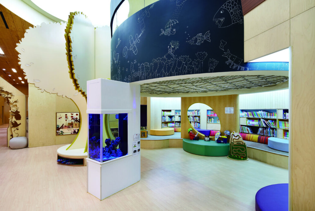 엔씨소프트 윤송이 사장·CSO 4 02 4