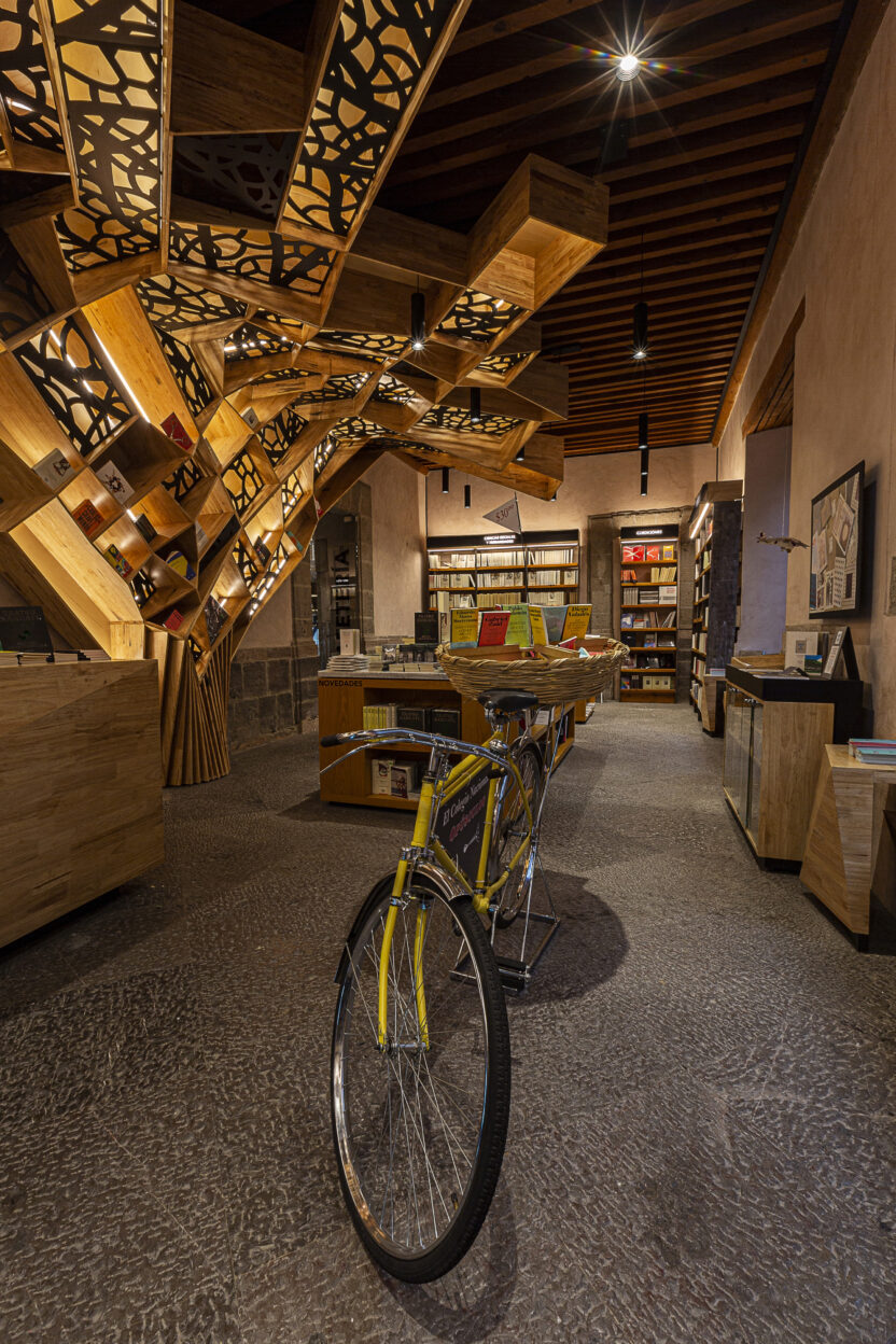 멕시코를 대표하는 조명 디자이너 모니카 베가 2 04 19