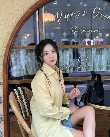 봄빛이 내린다! 예쁨이 넘치는 올해의 키 컬러 6 17 13 10