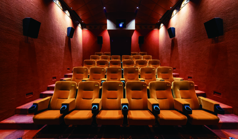 이야기를 파는 디자이너의 영화관, 무비랜드 8 240328000000307 O 1