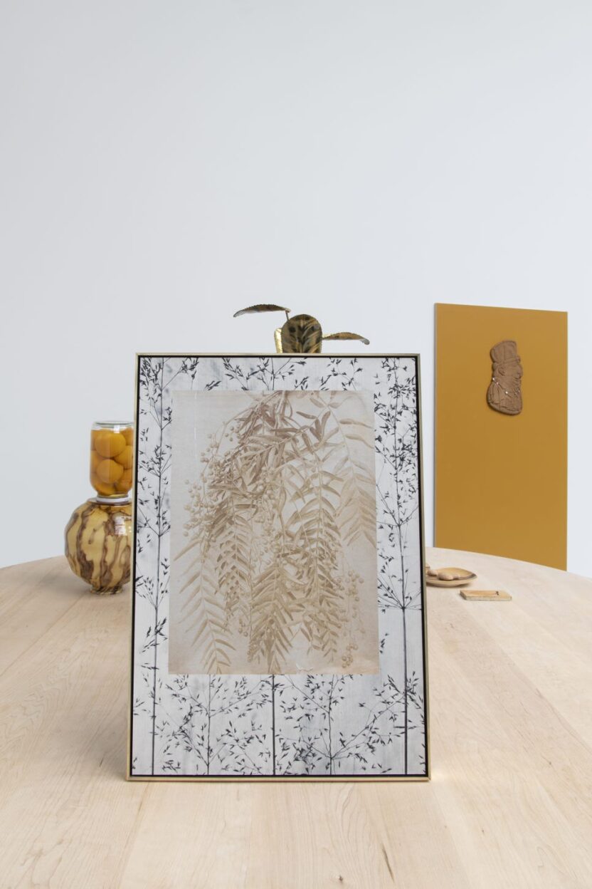 에르메스 재단 `라 베리에흐´의 네 번째 전시, 〈EME E DAMES MESSEUR〉 9 9 8