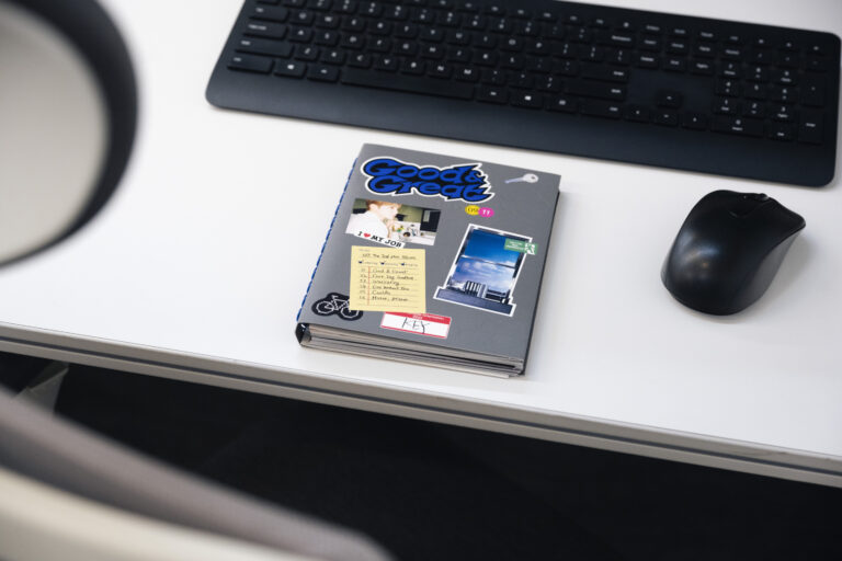 [케이팝 디자인 언박싱] SM 디자이너 조수연의 키Key 앨범 디자인 ②