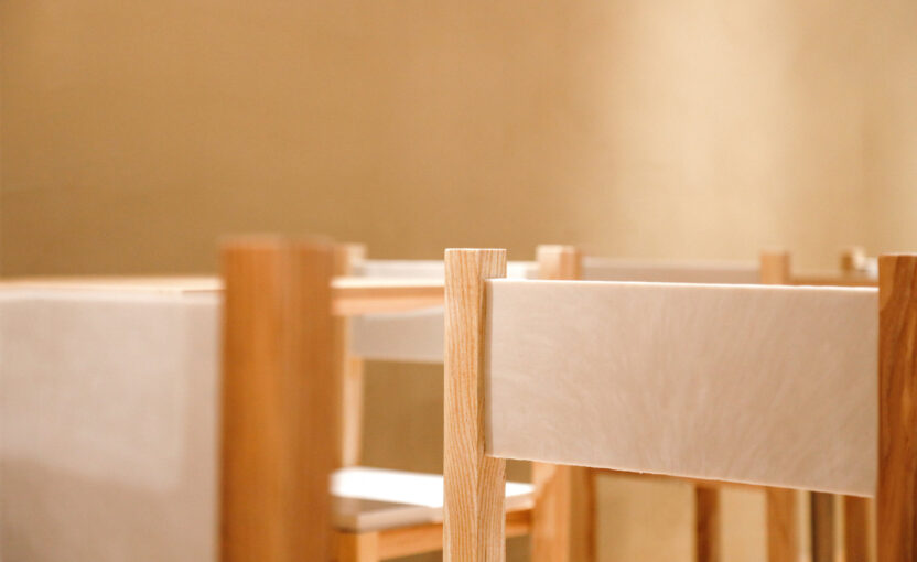 협업의 아이콘으로, 디자이너 김하늘 18 무인양품 스퀘어 체어4