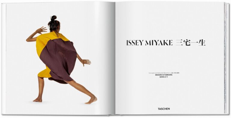 이세이 미야케의 삶과 작품 세계를 담은 화보집 〈Issey Miyake〉 43 이세이 미야케의 삶과 작품 세계를 담은 화보집 〈Issey Miyake〉