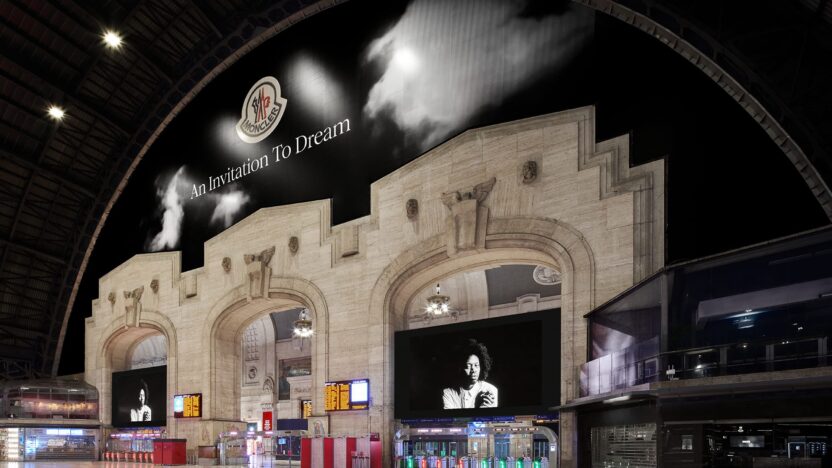 비현실을 현실로 바꾸는 여정, 몽클레르의 <꿈을 향한 초대> 8 Moncler Takes Over Milano Centrale Railway Station With An Invitation To Dream 0018 1