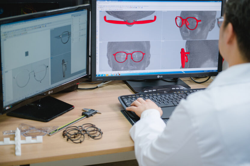 CES가 주목한 퍼스널 아이웨어, 브리즘 박형진 대표 5 breezm 안경 제작과정 3D모델링1