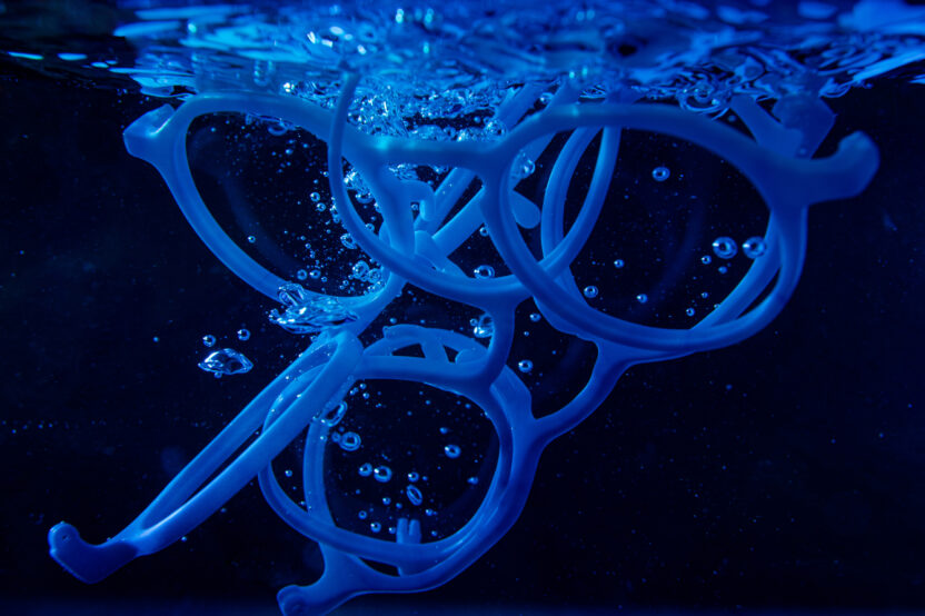 CES가 주목한 퍼스널 아이웨어, 브리즘 박형진 대표 7 breezm 안경 제작과정 염색2