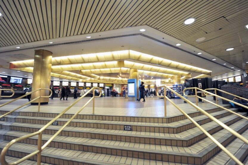 73년 역사를 지닌 버스 터미널의 변신 6 06 1