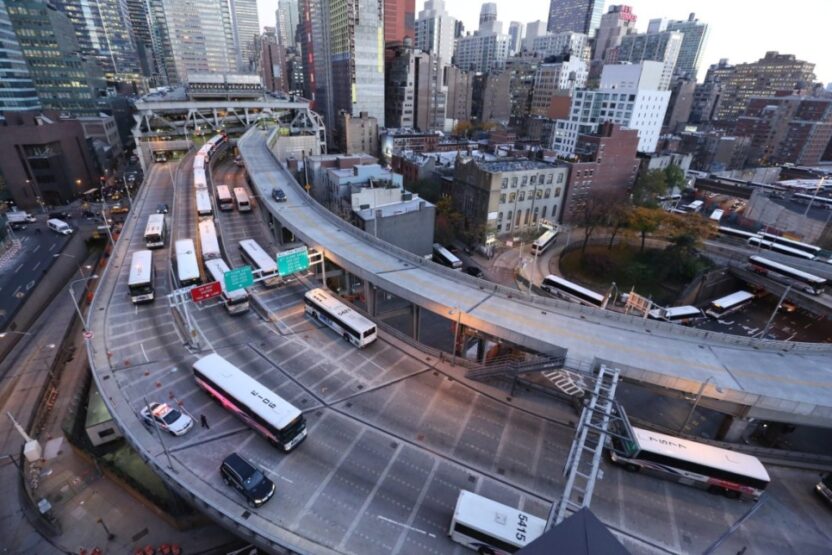 73년 역사를 지닌 버스 터미널의 변신 9 09 1