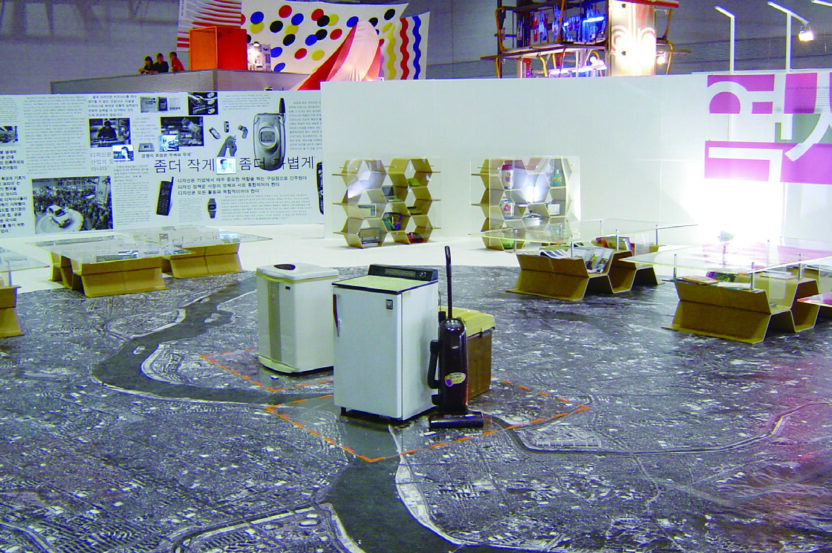 한국 디자인의 스펙트럼을 넓히는 디자이너 김상규 6 150930000002520 O