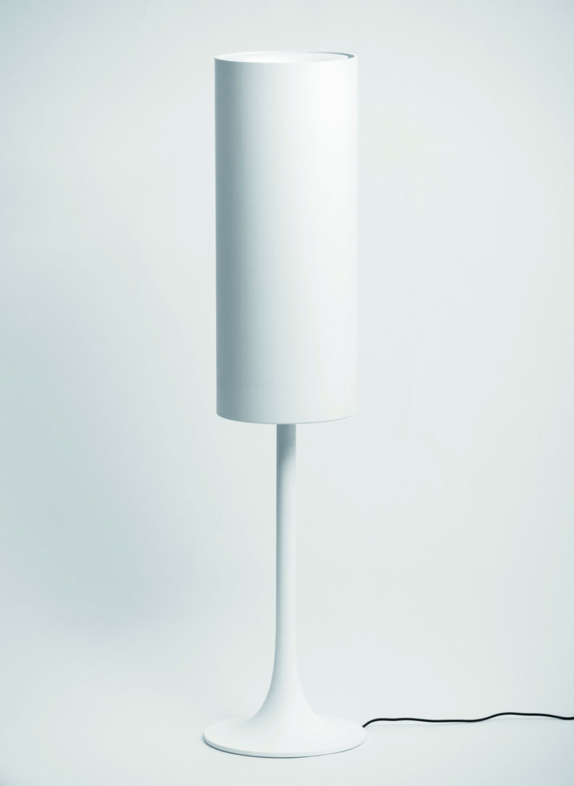 이 시대 독립을 꿈꾸는 산업 디자이너의 롤모델 윤정식 9 151028000000666 O