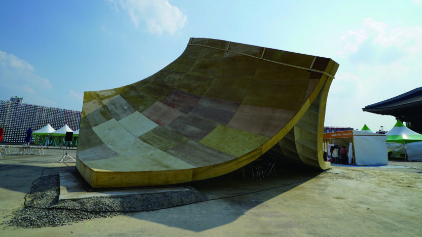 디자인을 소재로 하는 아티스트 론 아라드 11 161027000000509 O