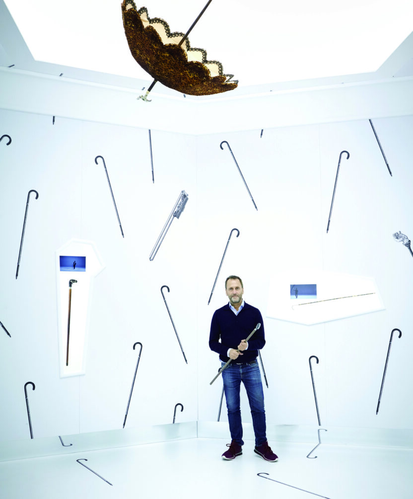 에르메스의 전시 시노그래퍼 위베르 르 갈 1 170103000000530 O