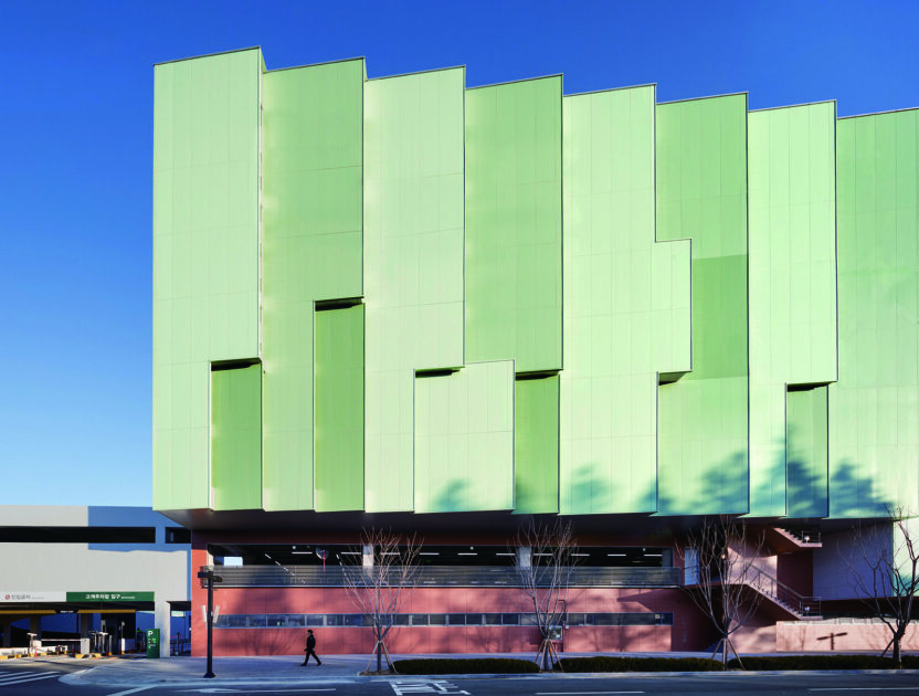 건축이라는 이름의 실험 민성진 8 170529000000334 O 1