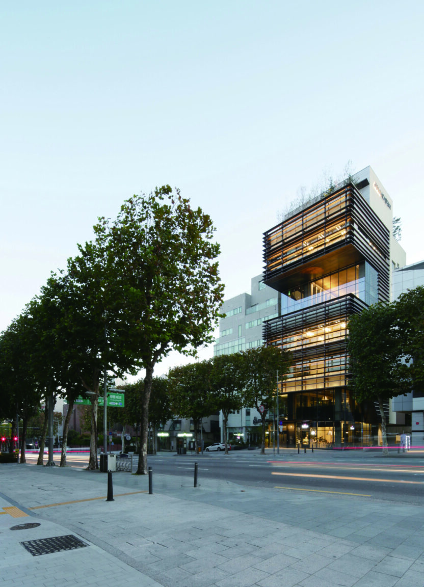 건축이라는 이름의 실험 민성진 6 170529000000335 O