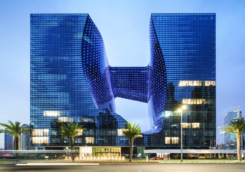 자하 하디드의 호텔, 오퍼스 2 200525000000393 O