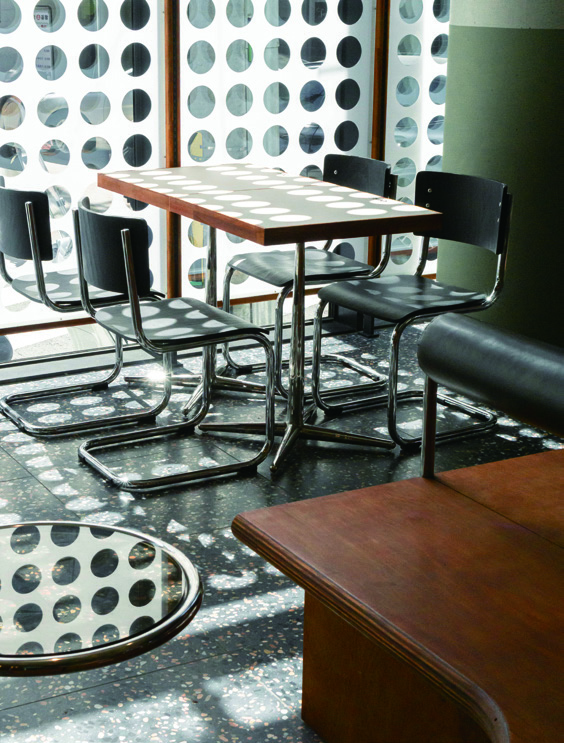 닮았지만 다른 언어, 아우어 베이커리 2 200625000000911 O