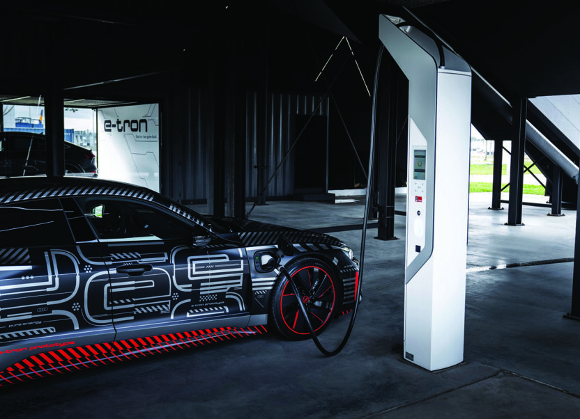 새로운 시대의 뉴 모빌리티, 아우디 전기차의 미래 3 201026000001827 O