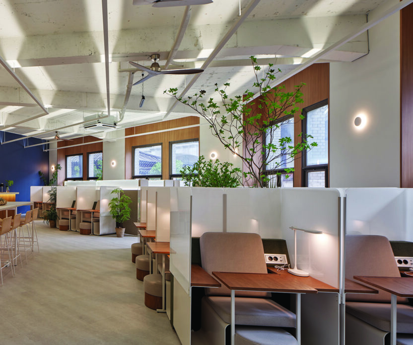 도시의 OS를 지향하는 워크 플레이스 집무실 1 210225000000137 O