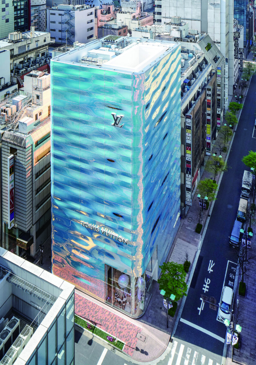 도쿄 베이의 물결을 담은 루이 비통 긴자 플래그십 스토어 1 210426000000377 O