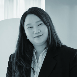 세라믹과 아크릴, 그 사이의 변주 오덴세 디자인 스튜디오 〈더 컴포지션〉전 3 211125000001279 O