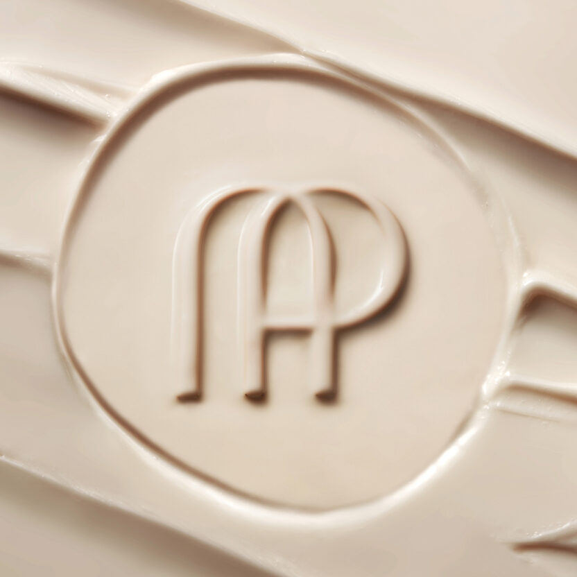 아시안 뷰티와 기술의 정수를 담은 브랜드 아모레퍼시픽 아이덴티티 리뉴얼 4 2 모노그램컷3 3