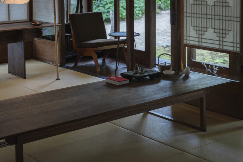 100년 가옥 오초량에서 만난 〈에디터갑의 집〉 1 4X5 8093